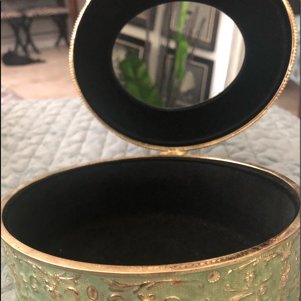 🌴SOLD on Mercari!🌴Victorian dresser jewelry box - Picture 5 of 5